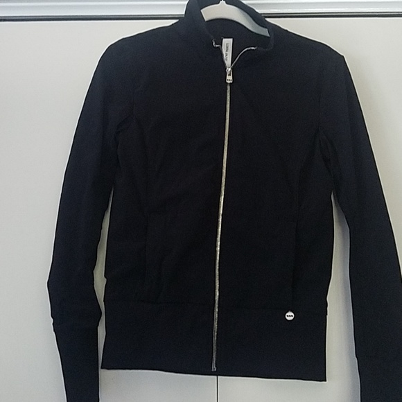 Lorna Jane Jackets & Blazers - Lorna Jane jacket